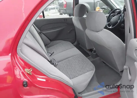 1997 Ford Escort Lx/Sport z USA, uszkodzony, nr VIN 1FALP13P6VW375778